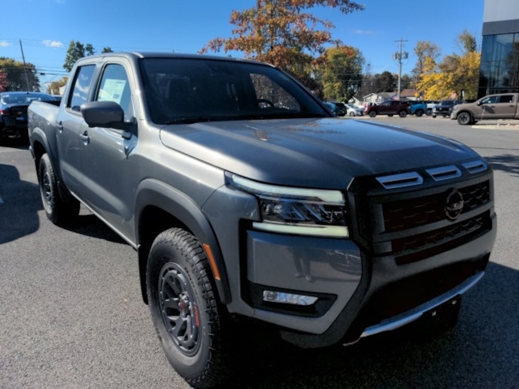 New 2025 Nissan Frontier PRO-4X Truck Crew Cab