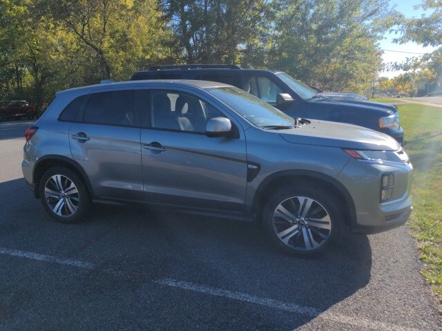 2023 Mitsubishi Outlander Sport ES photo 3
