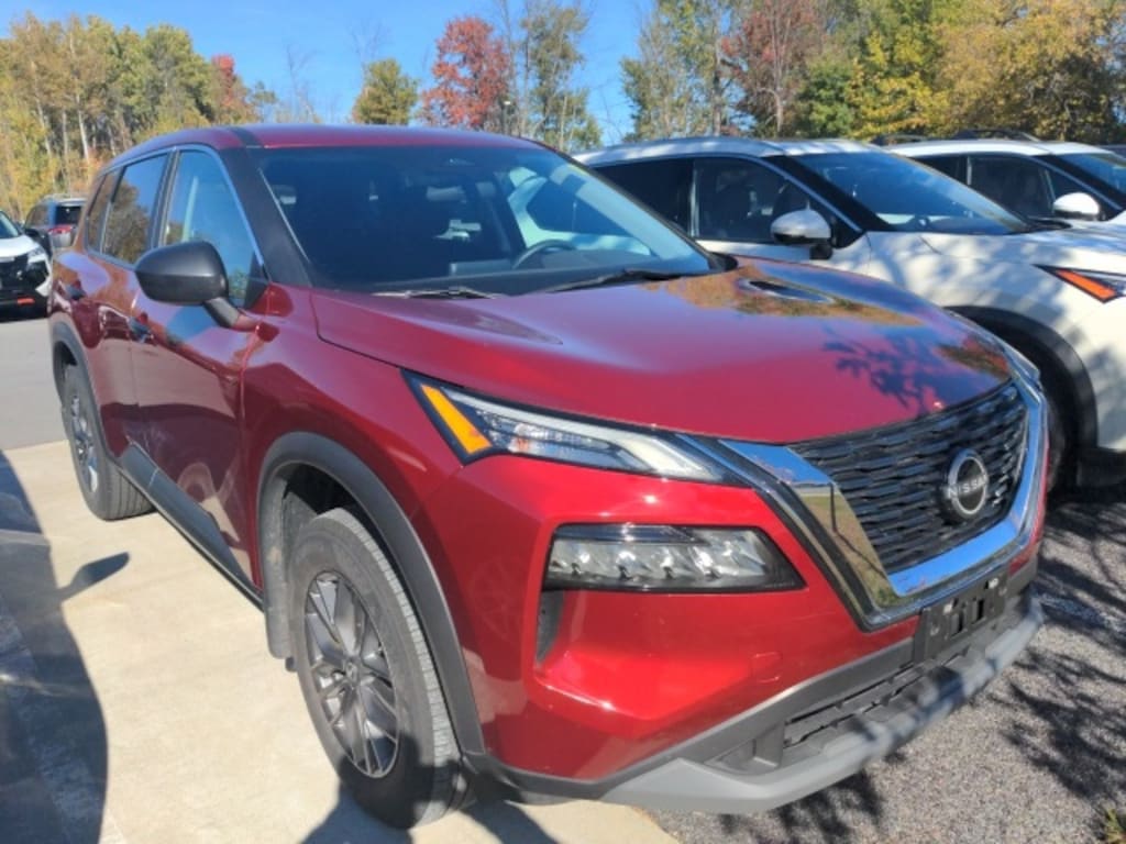 Used 2023 Nissan Rogue S SUV