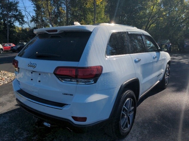 2020 Jeep Grand Cherokee Limited photo 2