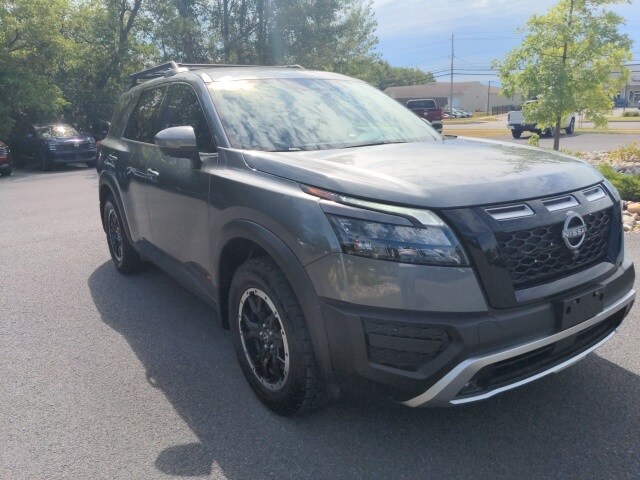 2024 Nissan Pathfinder Rock Creek photo 3