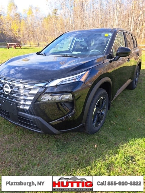 2026 Nissan Rogue SV's photo