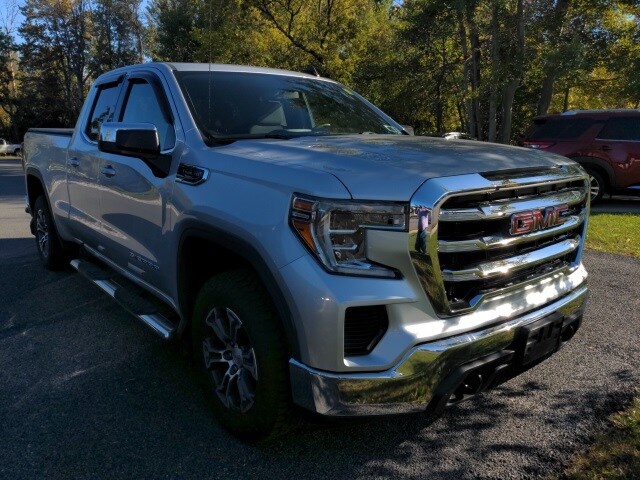 2019 Gmc Sierra 1500 SLE photo 3