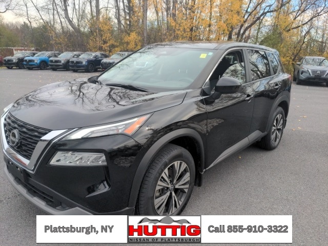 2023 Nissan Rogue SV's photo