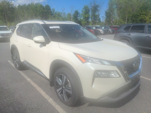2021 Nissan Rogue SL photo 3