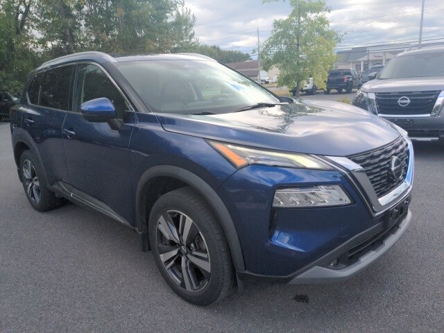2021 Nissan Rogue SL photo 3