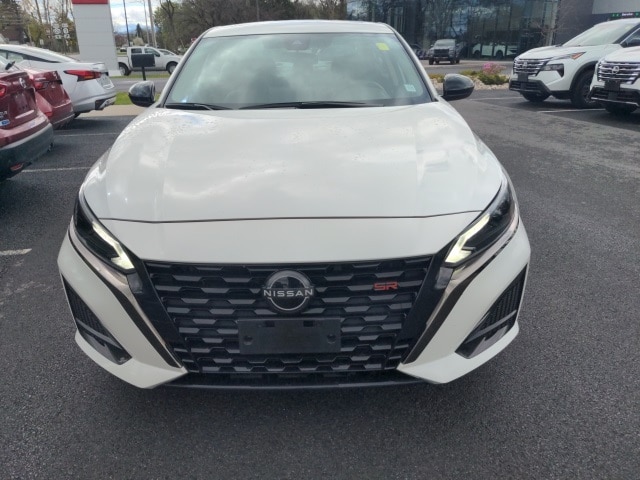 Used 2024 Nissan Altima SR with VIN 1N4BL4CW7RN321014 for sale in Plattsburgh, NY