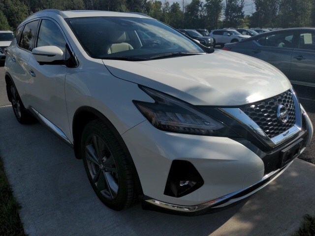 2020 Nissan Murano Platinum photo 2