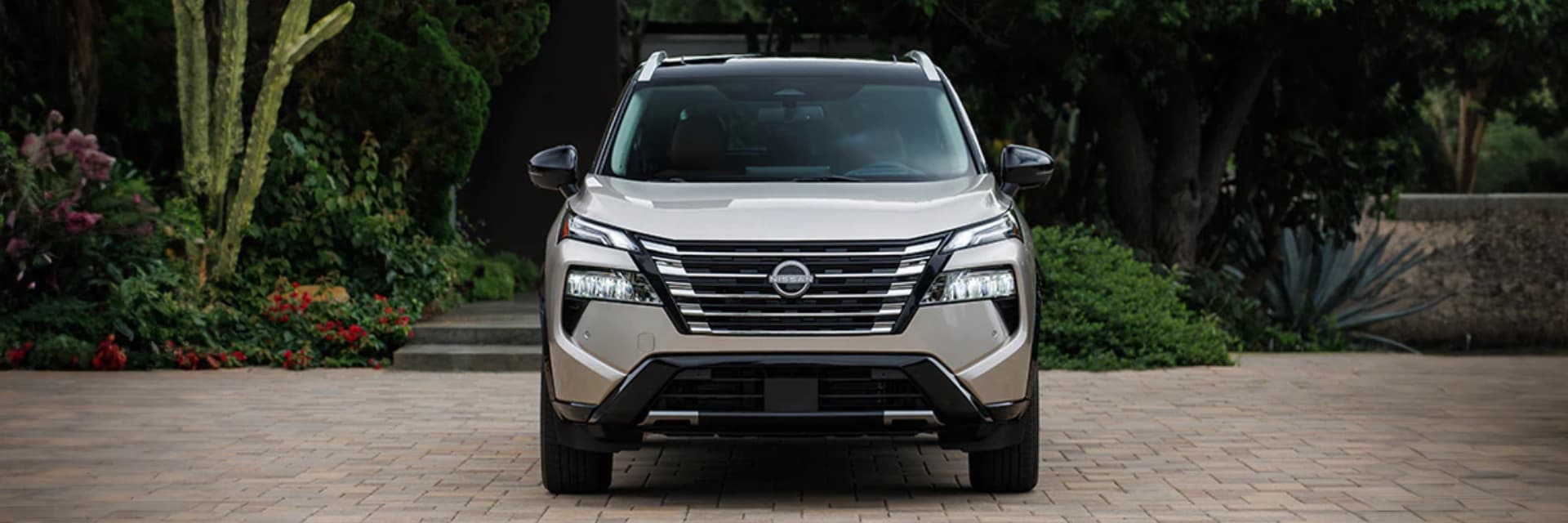 2026%20Nissan%20Rogue%20vs%202025%20(2).png