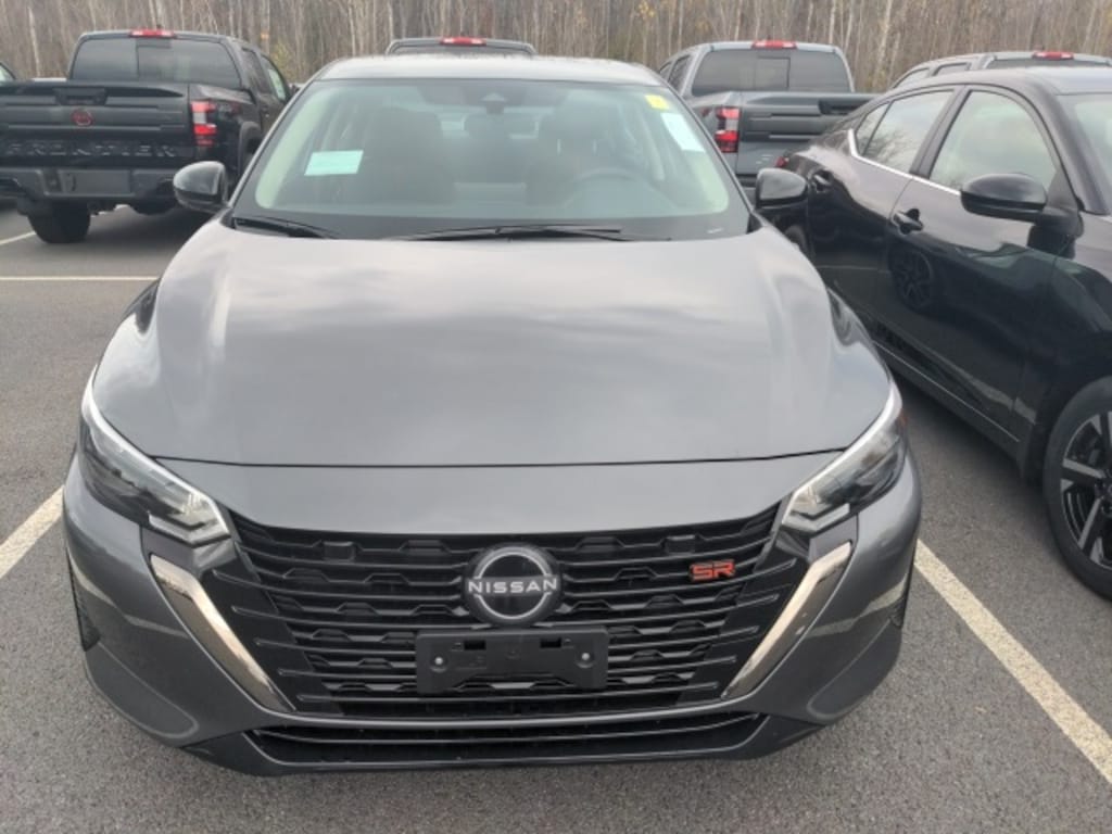 New 2025 Nissan Sentra SR Sedan
