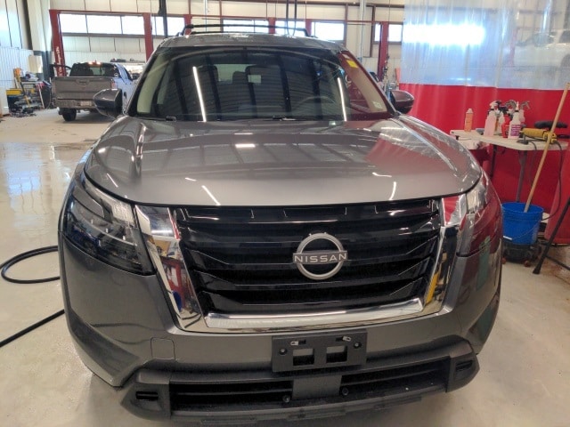 Used 2024 Nissan Pathfinder SV with VIN 5N1DR3BC5RC201786 for sale in Plattsburgh, NY