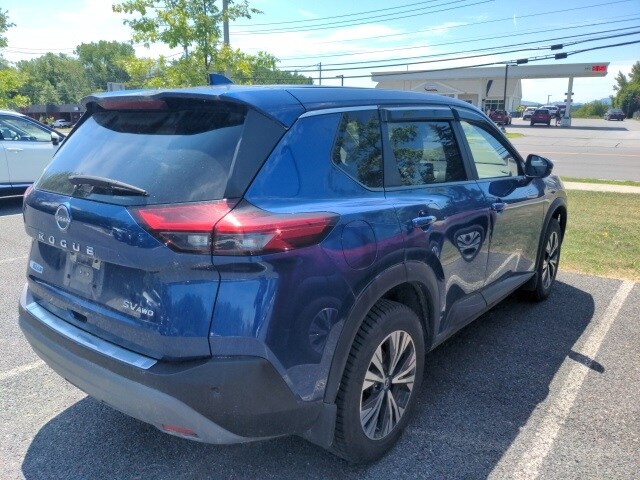 2023 Nissan Rogue SV photo 4