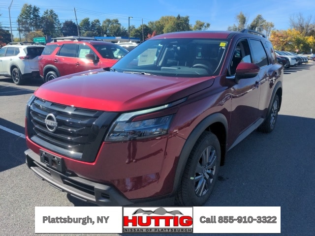 2025 Nissan Pathfinder SV's photo