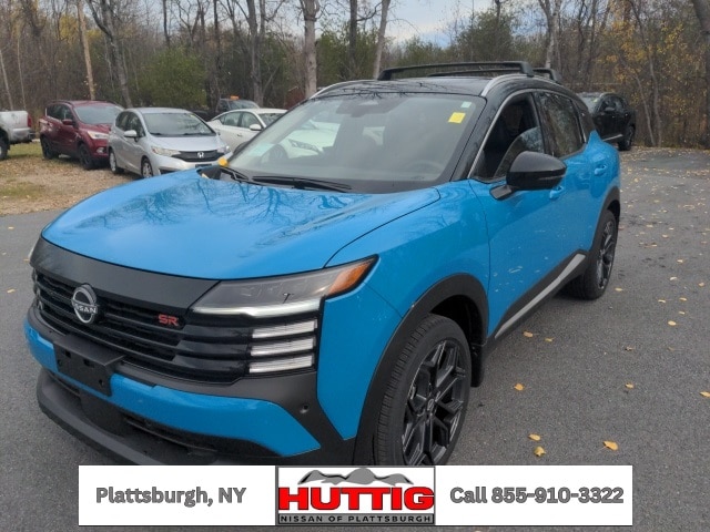 2025 Nissan Kicks SR AWD's photo