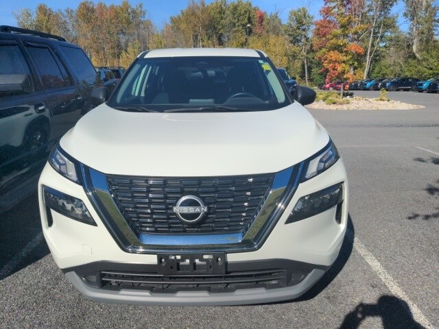 2023 Nissan Rogue S photo 2