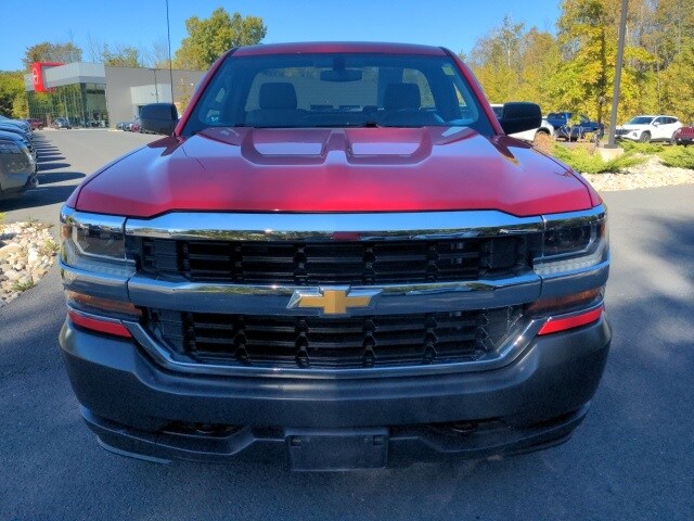 2016 Chevrolet Silverado 1500 photo 2