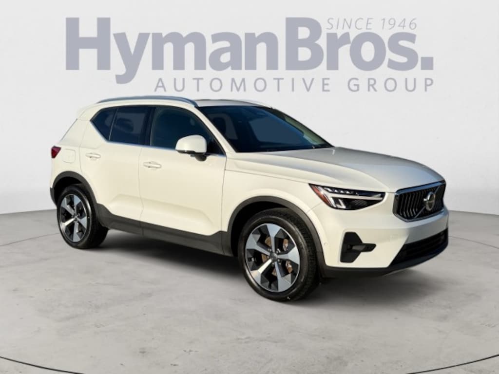Used 2025 Volvo XC40 Plus Bright Theme AWD, $47K Msrp SUV