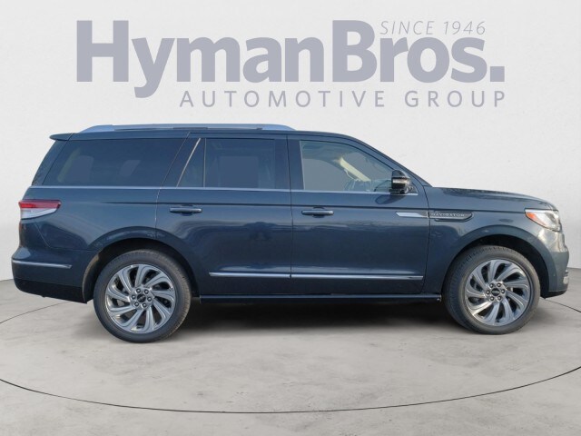 2024 Lincoln Navigator Reserve photo 2