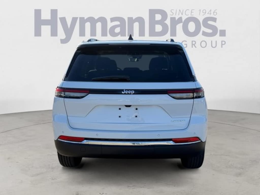 Used 2023 Jeep Grand Cherokee Laredo Luxury Tech, Sunroof SUV