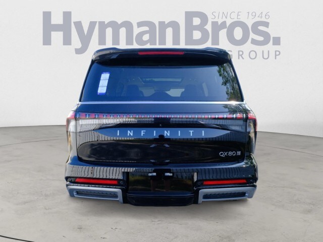2025 Infiniti QX80 Luxe photo 4