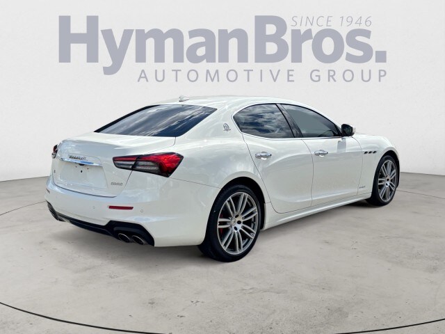 2021 Maserati Ghibli GranSport photo 3