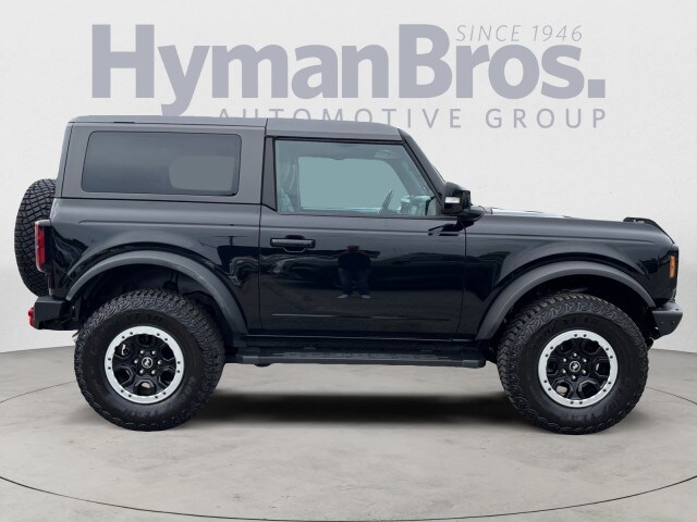 2023 Ford Bronco Outer Banks photo 2