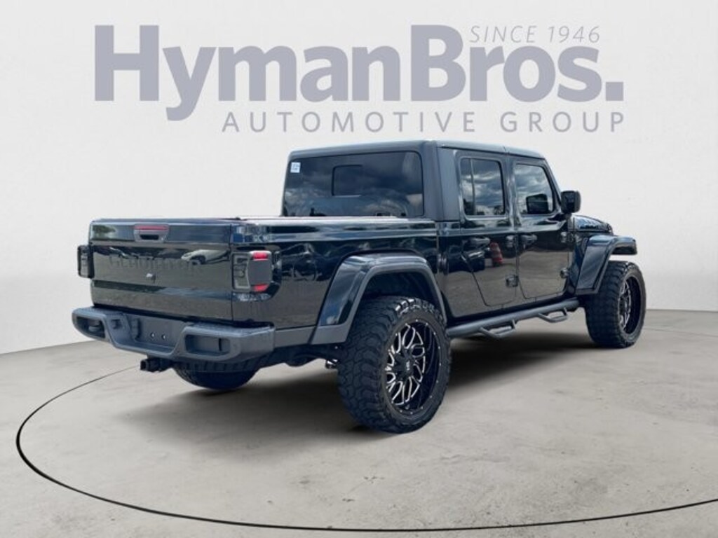 Used 2021 Jeep Gladiator Sport 4x4 Custom Wheels Truck Crew Cab