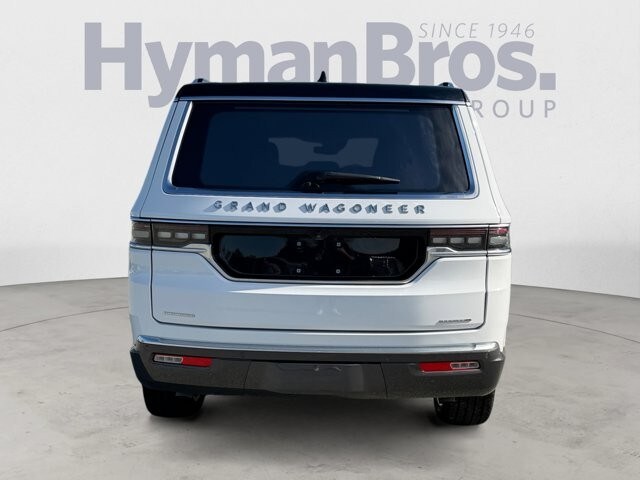 2022 Jeep Grand Wagoneer II photo 3