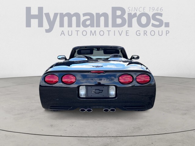 2004 Chevrolet Corvette Convertible photo 4