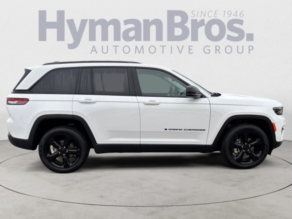 Used 2024 Jeep Grand Cherokee Limited 4x4 Black Appearance Package SUV