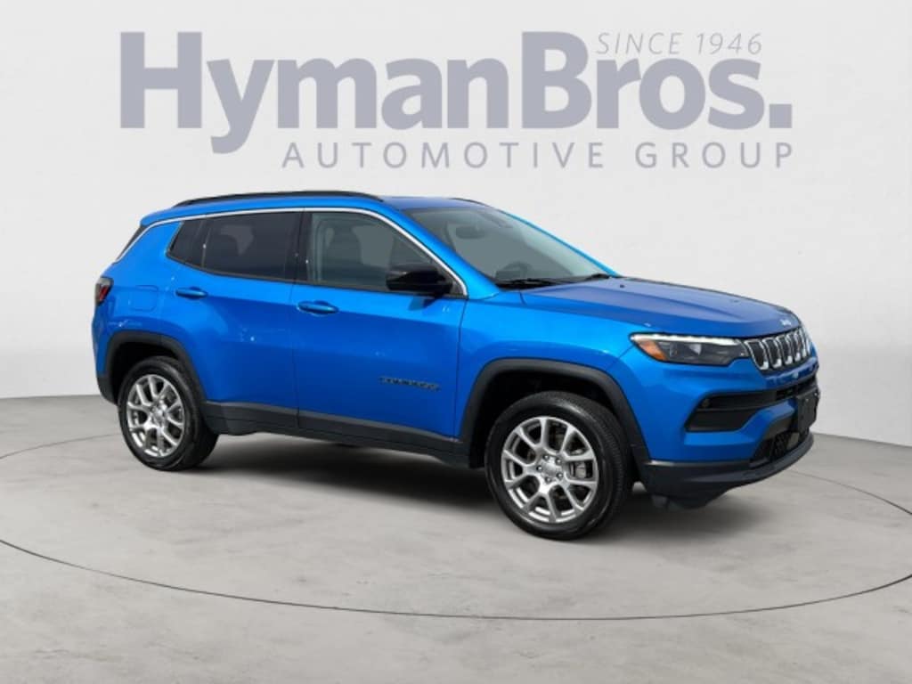 Used 2022 Jeep Compass Latitude Lux 4x4 Pano, Leather, Nav SUV