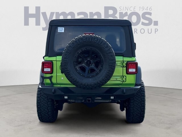 2019 Jeep Wrangler Sport photo 4