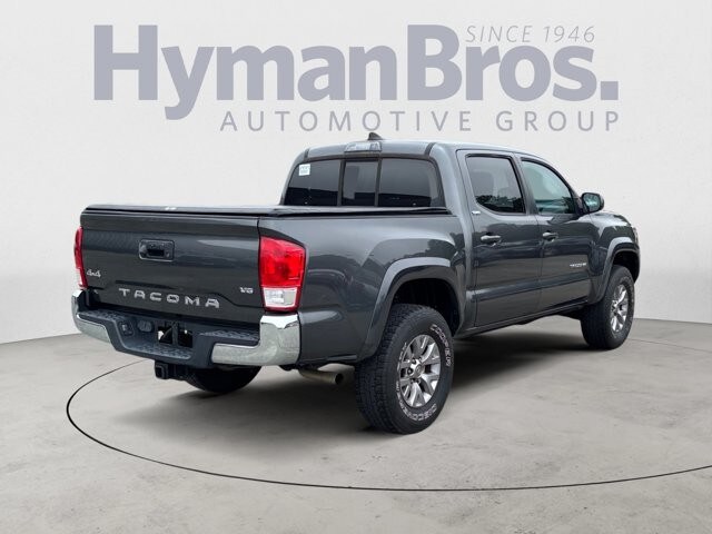 2016 Toyota Tacoma SR5 photo 3