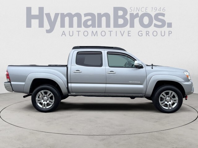 2015 Toyota Tacoma 4x4 Double Cab V6 Limited photo 2