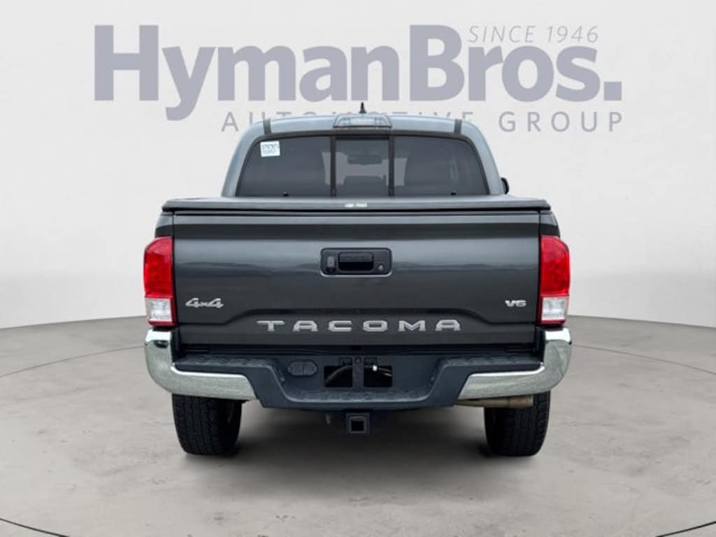 Used 2016 Toyota Tacoma SR5 4WD Double Cab Appearance Package Truck Double Cab