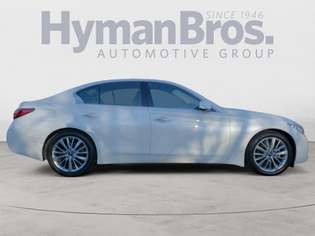 2021 Infiniti Q50 3.0t LUXE AWD photo 2