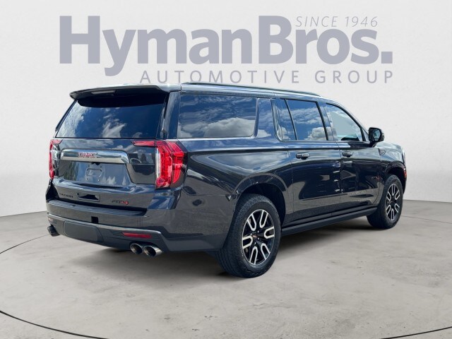 2023 Gmc Yukon XL AT4 photo 3