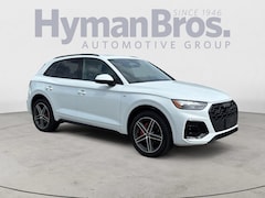 2024 Audi Q5 e S Line Premium Plus Black Optic, $69k Msrp SUV