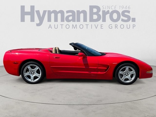1999 Chevrolet Corvette Convertible photo 2