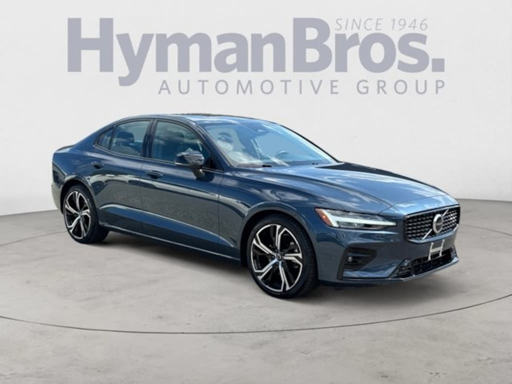 Used 2025 Volvo S60 AWD Core Dark Theme, Climate Package, 19 Wheels Sedan