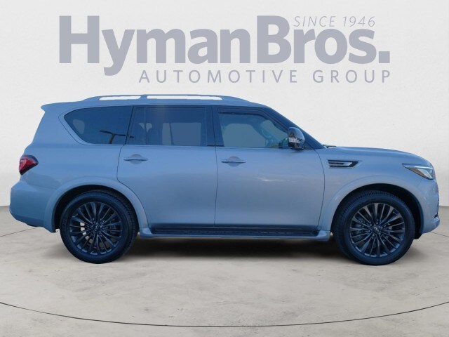 2022 Infiniti QX80 Premium Select photo 2