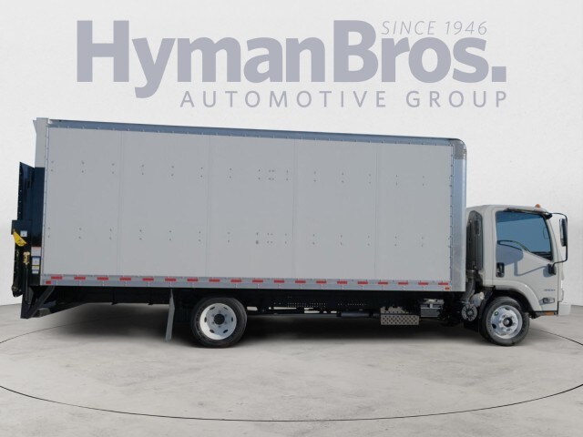 2023 Chevrolet Silverado 4500HD photo 2