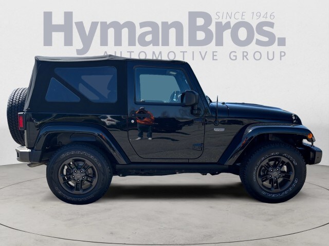 2016 Jeep Wrangler Two-Door Anniversary Edition photo 2