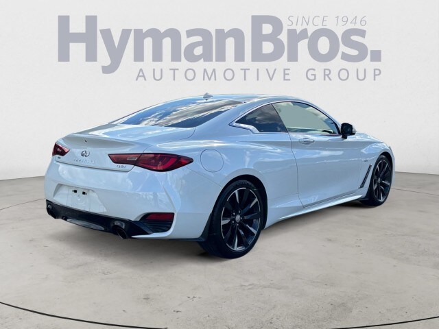 2017 Infiniti Q60 3.0t Premium photo 3