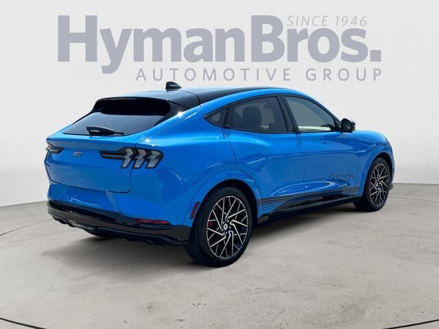2022 Ford Mustang Mach-E GT photo 3