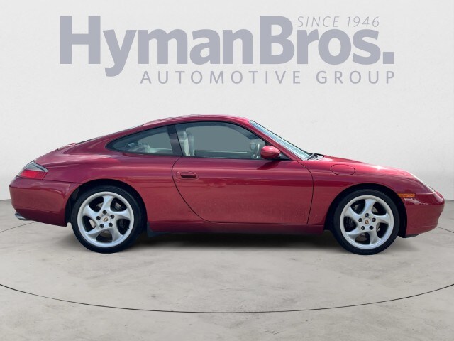 2001 Porsche 911 Coupe photo 2