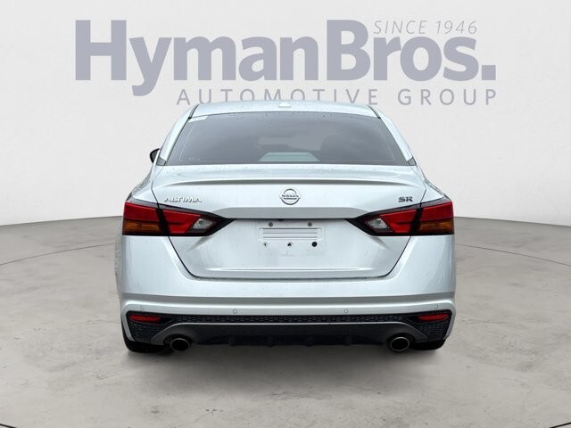 2020 Nissan Altima 2.5 SR photo 4