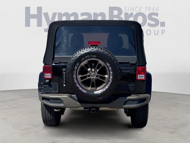 2016 Jeep Wrangler Two-Door Anniversary Edition photo 4