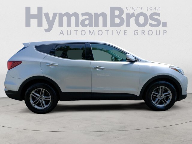 2017 Hyundai Santa Fe Sport photo 2