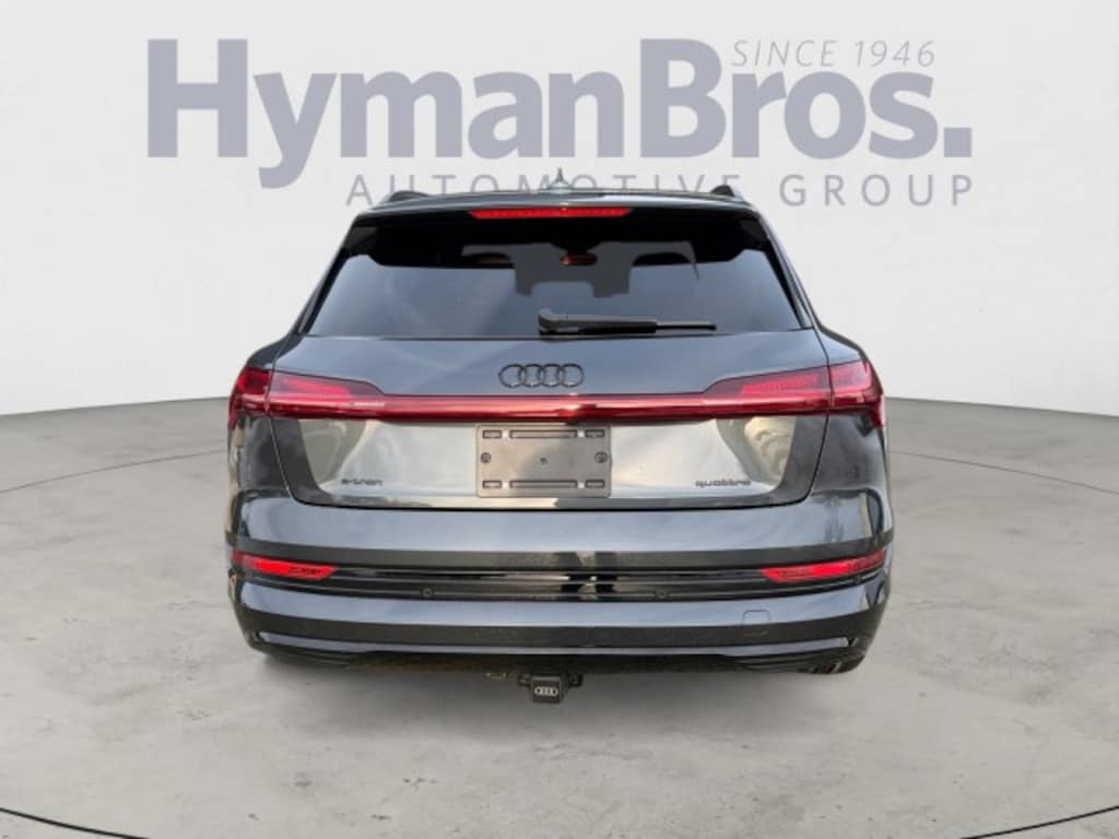 Used 2023 Audi e-tron Premium Plus Black Optic, $83k Msrp SUV